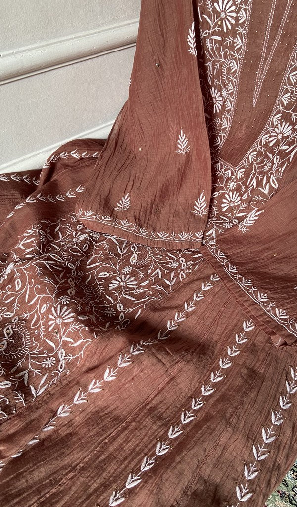 fine do and teen taar chikankari and haath ki jaali across the kurta