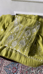 Load image into Gallery viewer, Close up of the thread work