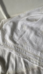 Load image into Gallery viewer, Kurta piece folded over the bottom