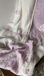 The dupatta, corner and border