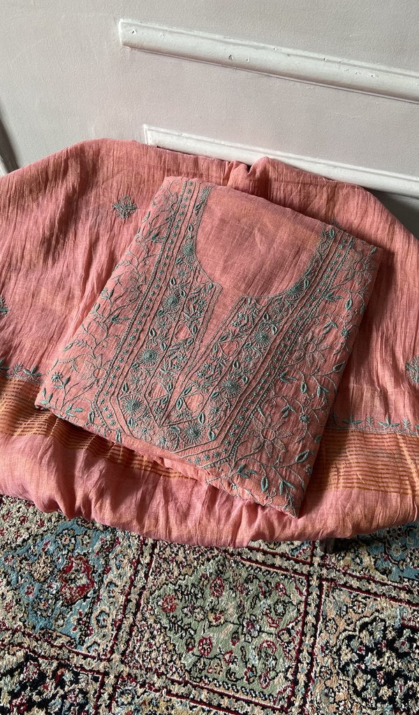 folded stack, kurta with the dupatta