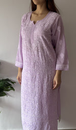 Sleeve and hem detail