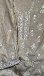 The dupatta, corner and border