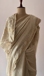 The drape seen from the front