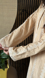 Embroidery detail on the kurti