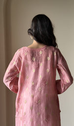 Pink chanderi silk, up close