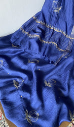 The dupatta, corner and border