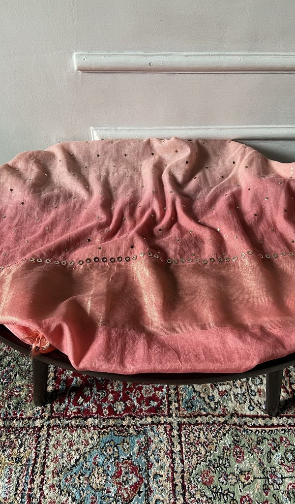 Kurta piece and dupatta laid out