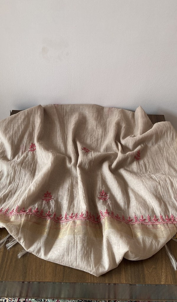 Kurta piece and dupatta laid out