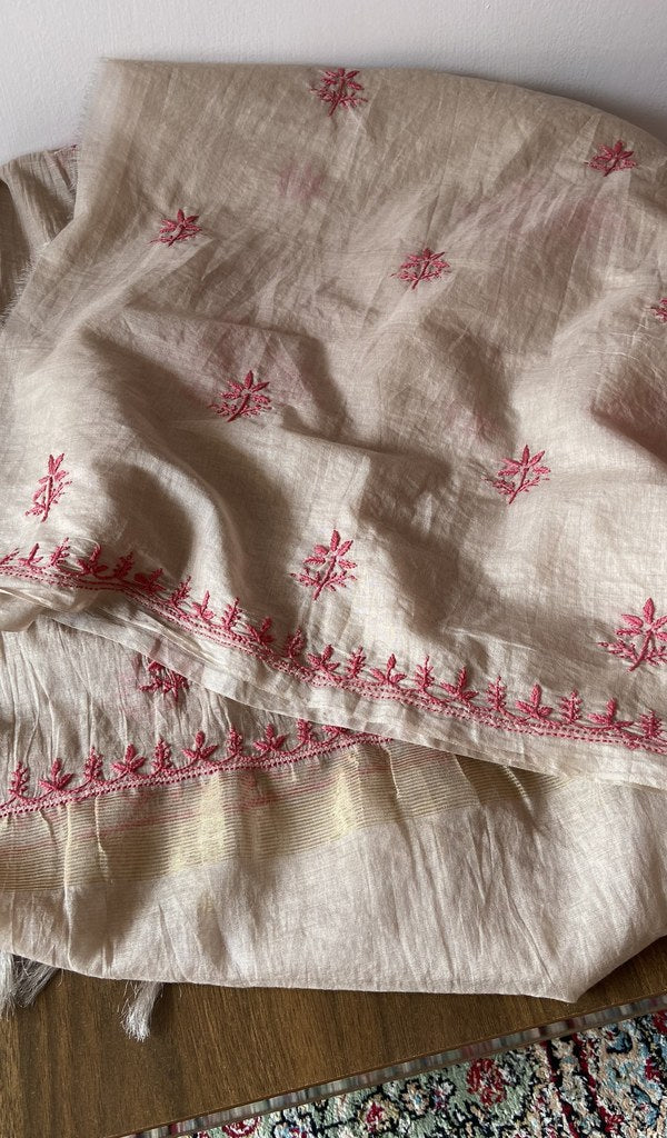 Close up of the thread work