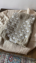 Load image into Gallery viewer, The set folded, kurta over dupatta
