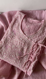 The folded set again, gala and placket in view