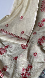 The dupatta, corner and border