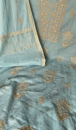 Do taar and teen taar chikankari across the body of the kurta piece
