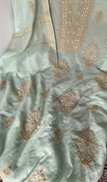 Do taar and teen taar chikankari across the body of the kurta piece