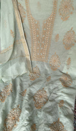 Mukaish catching the light on the fabric