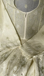 do taar and teen taar chikankari with haath ki jaali on semi across the body of the kurta