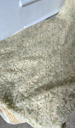 Gala and front placket, fine do taar and teen taar jaaldar chikankari with haath ki 