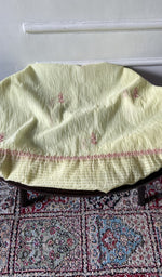 将图像加载到图库查看器中， Pale yellow pure mul chanderi chikankari 3 pc unstitched suit set laid out