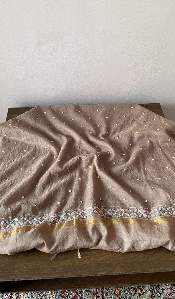 Kurta piece and dupatta laid out