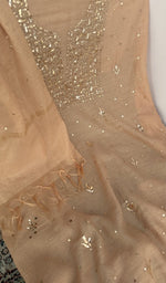 Close look at the neckline and yoke
