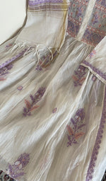White mul chanderi kurta, close view of the embroidery