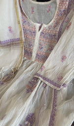 Stitch detail on the white mul chanderi kurta