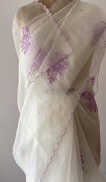 close view of the do taar and teen taar chikankari
