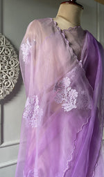 Load image into Gallery viewer, Chikankari across the body of the lilac kurta piece