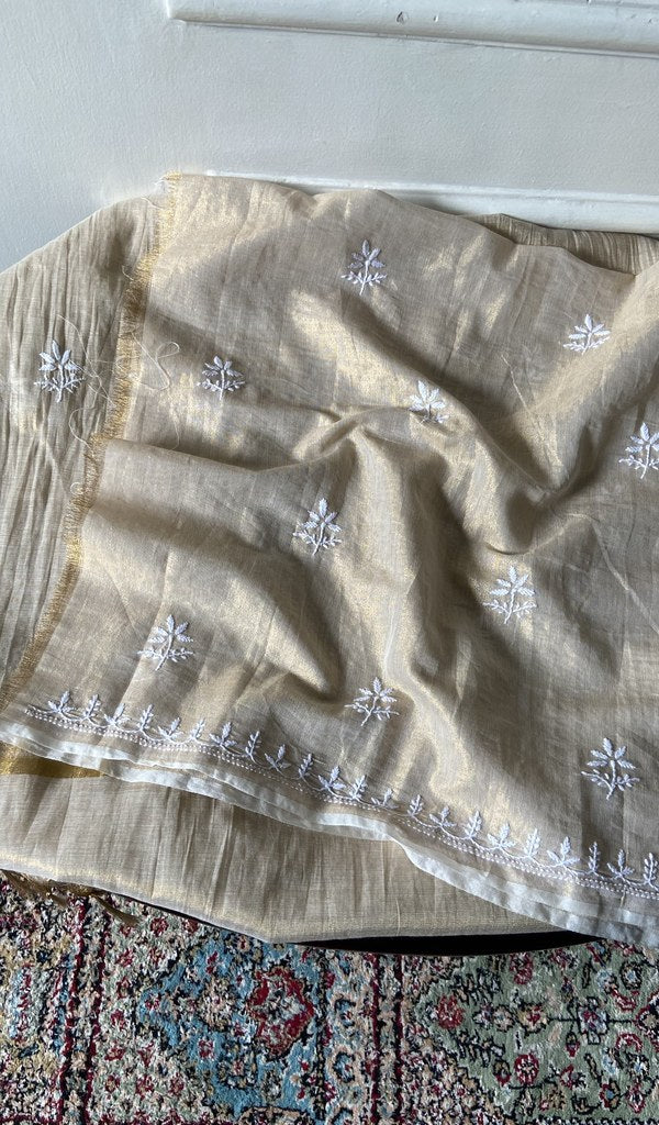 Kurta piece folded over the bottom