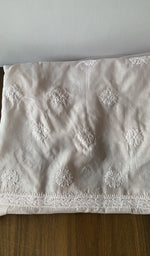Kurta and dupatta laid out together