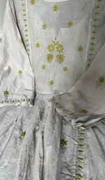 Dupatta, corner and border