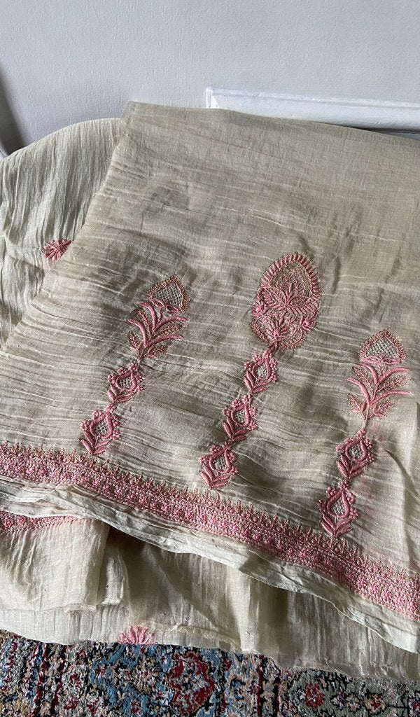 kurta folded, showing the yoke