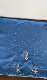 Dupatta border detail