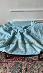 Load image into Gallery viewer, Kurta piece and dupatta laid out