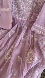 Do taar and teen taar chikankari on the lavender mul chanderi