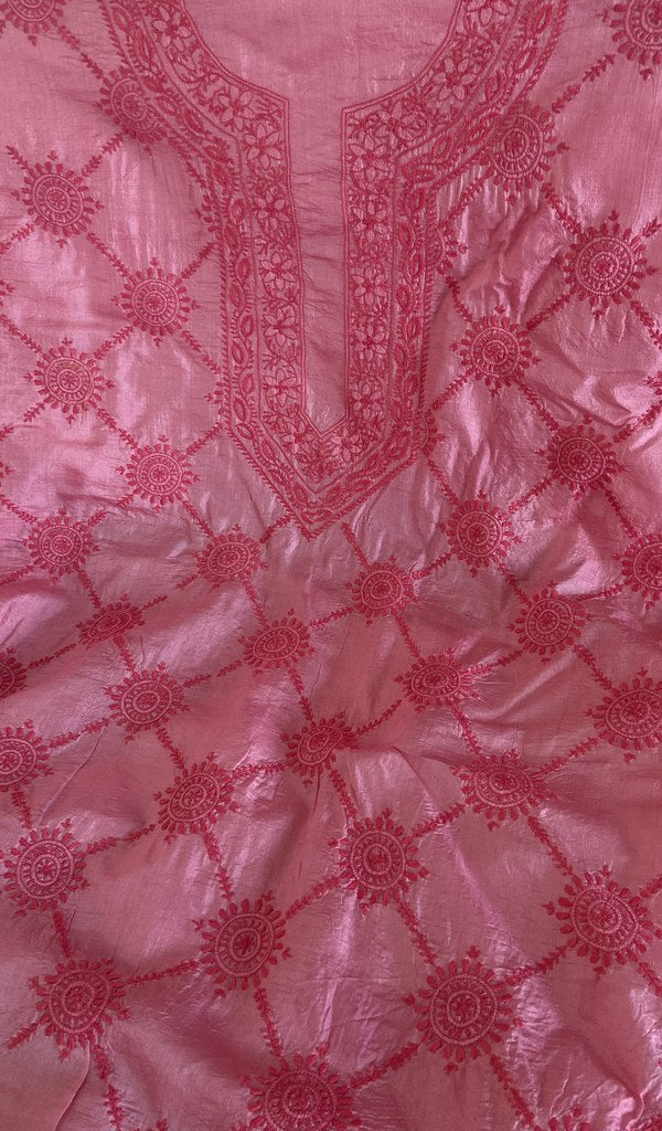 Pink tussar silk kurta, close view of the embroidery