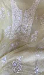 Load image into Gallery viewer, Fine chikankari in close view
