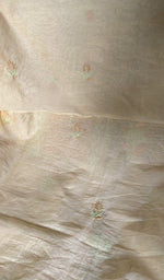 Dupatta, corner and border