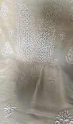 Load image into Gallery viewer, Fine chikankari in close view