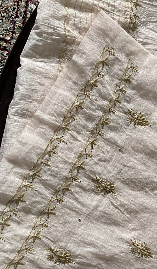 kurta folded, showing the yoke