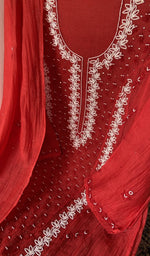 The folded set, kurta on top