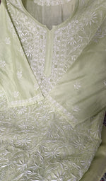 Load image into Gallery viewer, dupatta detail with the border work
