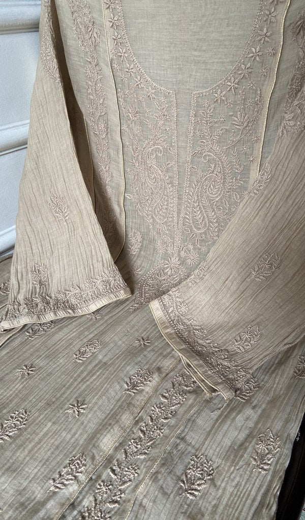 chikankari motifs across the cloth