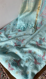 Close look at the fine contrast chikankari