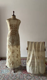 The set on the mannequin with its dupatta beside it