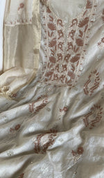 Daman and hem of the kurta