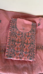 Gala and neckline of the pink kurta