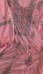Motifs across the body of the pink kurta