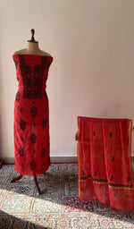 The set on the mannequin with its dupatta beside it
